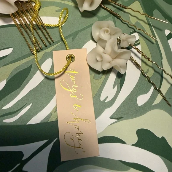 Twigs & Honey Elegant Cream Floral Hair Accessories - Picture 2 of 6